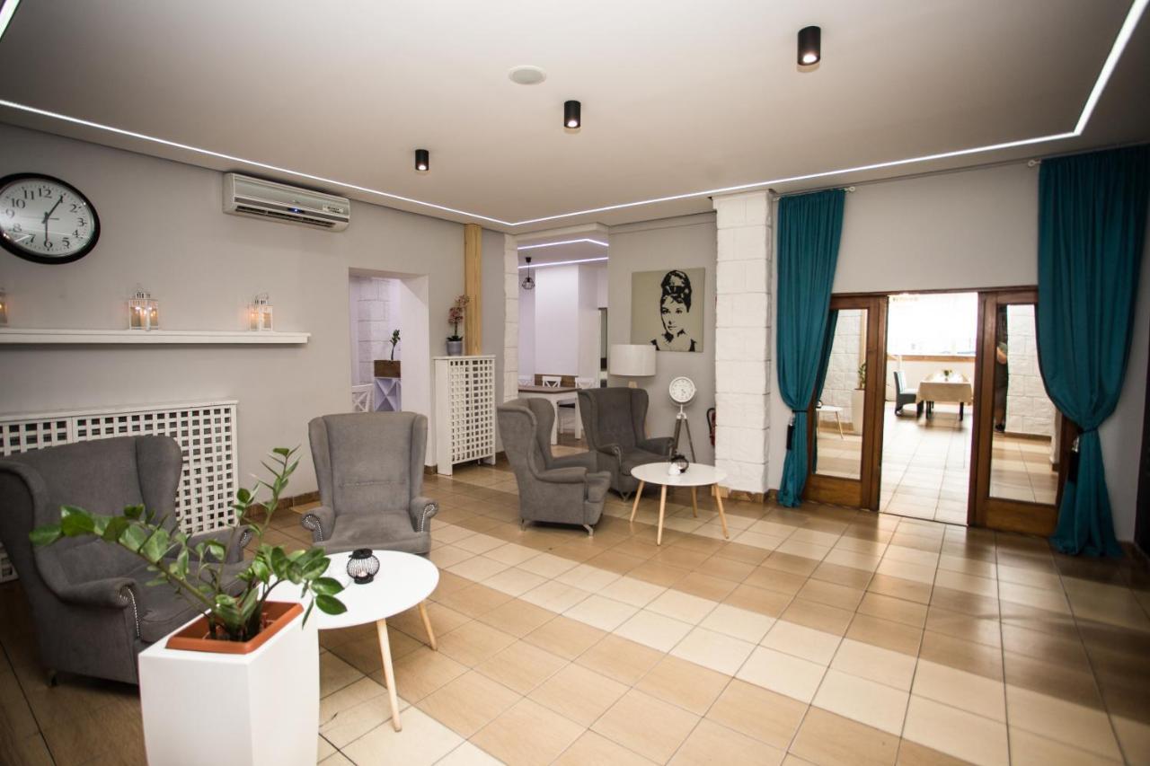 Hotel Tiffany Nowe Miasto Lubawskie Exterior foto
