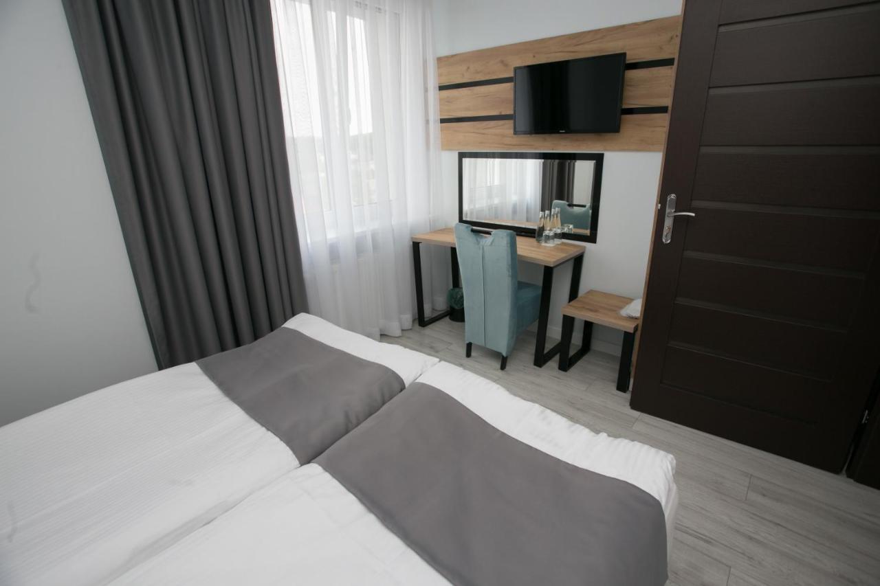 Hotel Tiffany Nowe Miasto Lubawskie Exterior foto